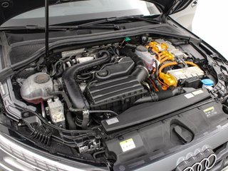 AUDI A3 1.5 40 TFSI E S TRONIC GENUINE ED SPBACK 204 5P