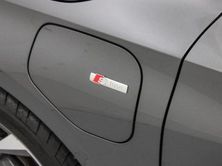 AUDI A3 1.5 40 TFSI E S TRONIC GENUINE ED SPBACK 204 5P