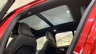 VOLVO XC40 1.5 T4 PHEV RECHARGE ULTIMATE BRIGHT DCT 5P