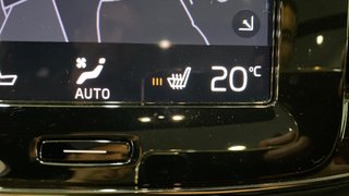 VOLVO XC40 1.5 T4 PHEV RECHARGE ULTIMATE BRIGHT DCT 5P