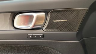 VOLVO XC40 1.5 T4 PHEV RECHARGE ULTIMATE BRIGHT DCT 5P