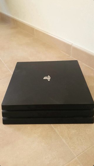 PS4 Pro Negra 1TB