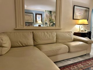 Sofá Chaise Longue Piel Beige