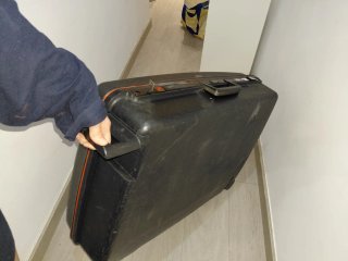Maleta grande con ruedas