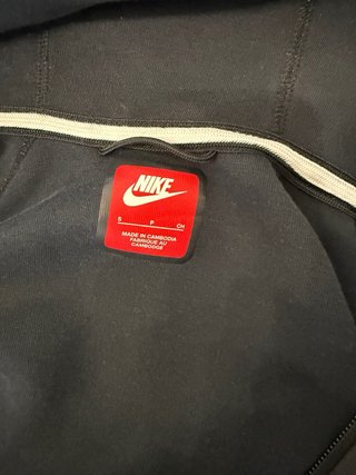 Sudadera Nike Tech Negro