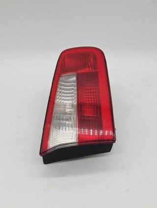 Piloto trasero 8200002475 renault laguna 3950