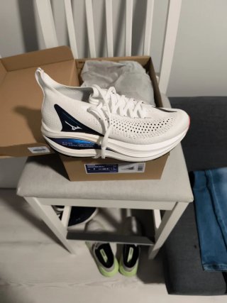 Mizuno Neo Vista 2 Talla 40.5
