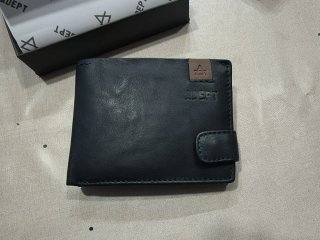 Cartera de hombre negra