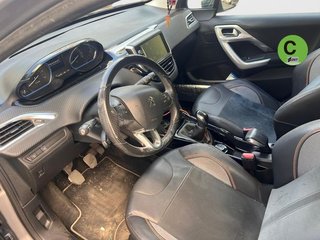 Peugeot 2008 BlueHDi 100 S&S Allure 73 kW (100 CV)