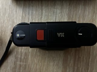 Olympus XA con Flash A16 y estuche