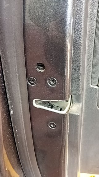 CERRADURA PUERTA DELANTERA IZQUIERDA Ford Mondeo Berlina (CNG) (2014->2021)