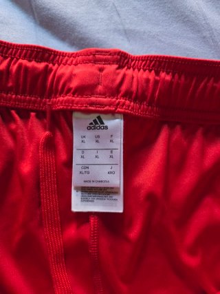 Pantalón corto Real Madrid.
