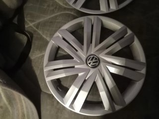 4 Tapacubos Volkswagen Polo R14