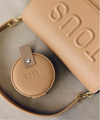 Joyero de viaje TOUS beige. Nuevo