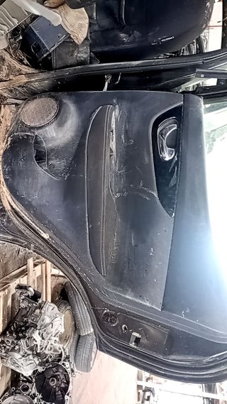 GUARNECIDO PUERTA TRASERA DERECHA Nissan Qashqai (J11E)(2013->)