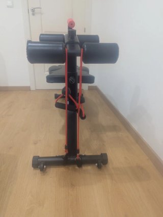 Banco de abdominales con gomas