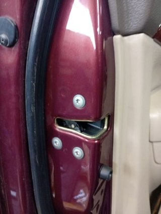 CERRADURA PUERTA DELANTERA IZQUIERDA Toyota Land Cruiser (J12)(2003->)
