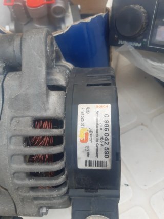 Alternador Bosch 0 986 042 590 Camión