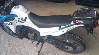 VOGE 300 rally - 1700 km - Azul/Blanco