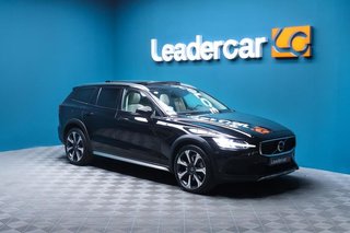 Volvo V60 2.0 B5 (G) AWD Cross Country Pro AUTO