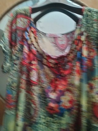 Vestito ampio fantasia floreale