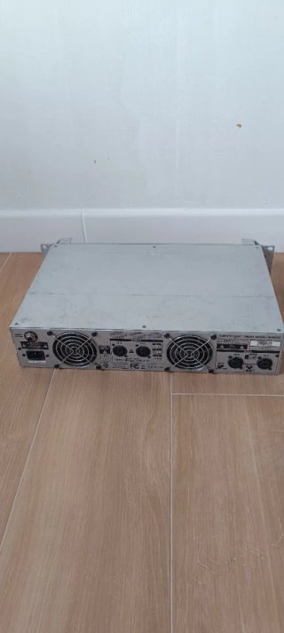Amplificador Behringer iNuke 6000