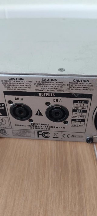 Amplificador Behringer iNuke 6000