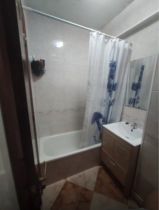Alquilo habitación en piso compartido A ESTUDIANTE