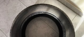 Neumático Continental EcoContact y otro dos por 30