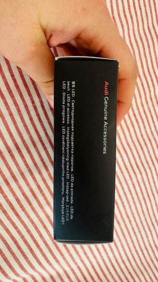 LED acceso logo S Audi - ORIGINAL y NUEVO