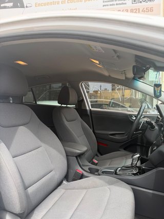 HYUNDAI IONIQ 1.6 GDI PHEV Style DCT