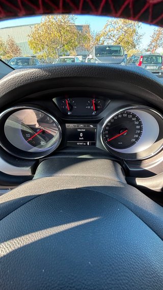 Opel Astra k