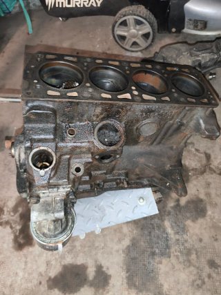 Bloque Seat 124 1600
