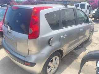 Nissan 1713752 piloto tras der interior note e11e