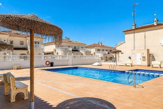 Casa en alquiler en Nueva Torrevieja - Aguas Nuevas en Torrevieja