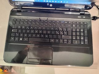 HP Pavilion Laptop i3 4GB RAM 320GB HDD - Ottime Condizioni