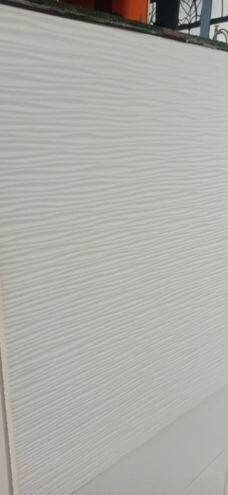 Mueble de salón blanco y cristal