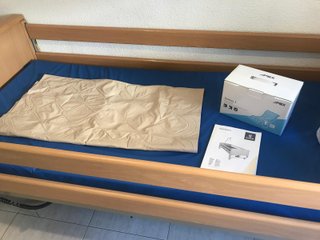 Cama articulada de madera