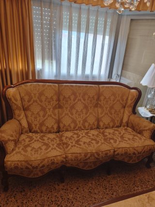 Sofá y sillón estilo victoriano