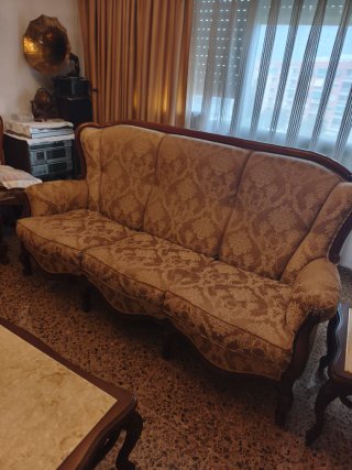 Sofá y sillón estilo victoriano