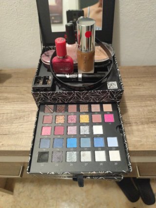 Caja de maquillaje Deborah Milano