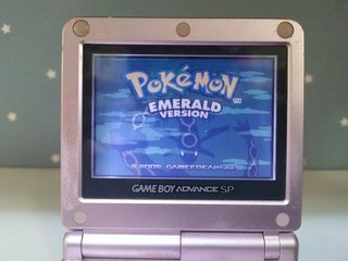 Game Boy Advance SP Rosa AGS-001 Con Tapa (LEED)