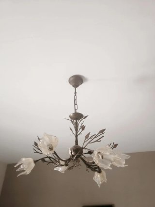 Lámpara forja con tulipas cristal