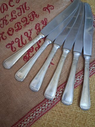 6 Coltelli Antichi Argento 1000