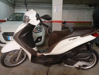 Piaggio Medley 125 ABS, año 2023 | 12.000 km.