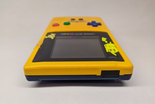 Game Boy Color Pikachu Especial + Regalo (LEED)