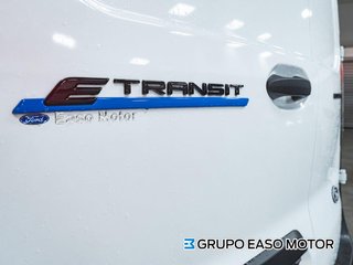 Ford E-Transit Courier TRANSIT COURIER BEV 54KWH 100KW TREND AUTO 136 4P