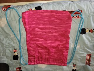 Bolsa deportiva Nike rosa con logo
