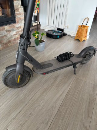 Xiaomi Mi Electric Scooter 1S