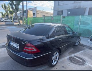 Mercedes-Benz Clase C 2004